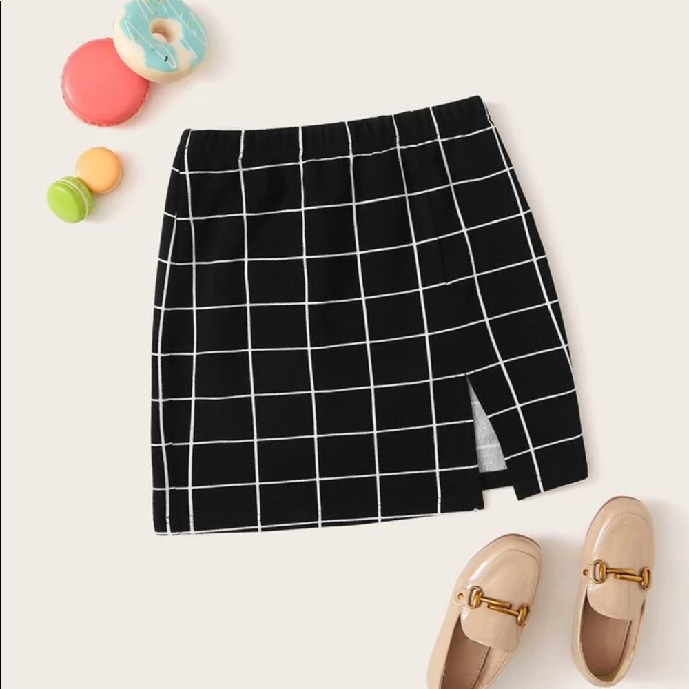split hem grid skirt